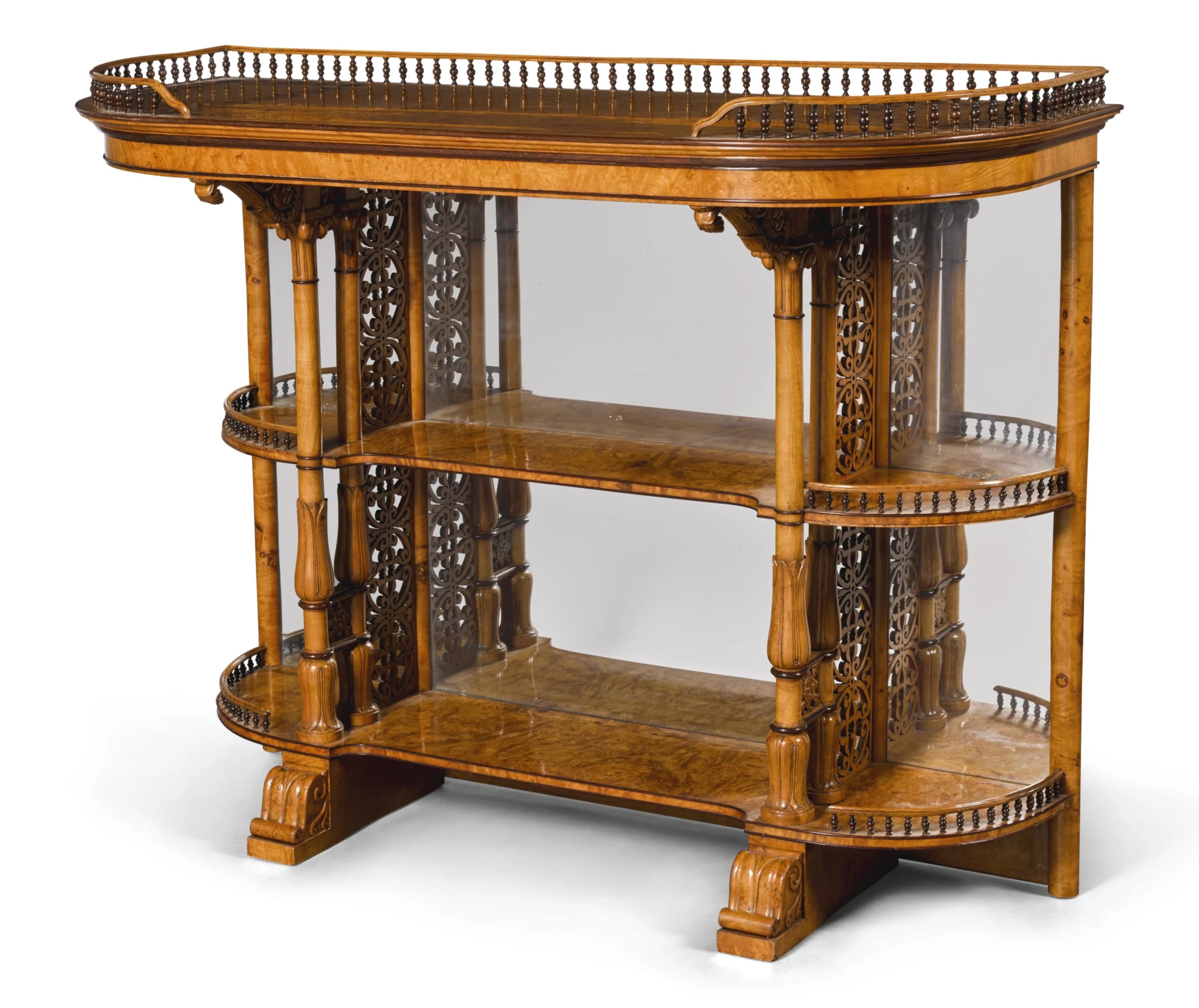 Північноєвропейський амарант, вставлений в бурр-ясень консольна тарілька