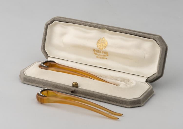 Шпильки для волос